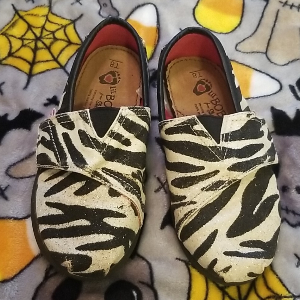 Girl's Zebra print shoes Lil Bobs by Sketchers T8
